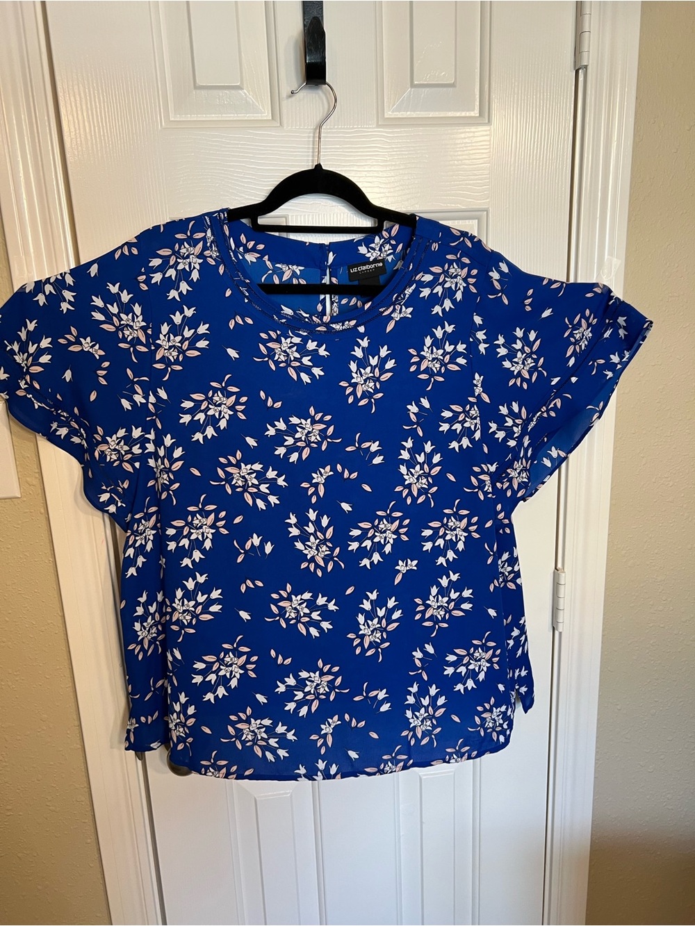 Liz Claiborne Royal Blue Floral Short Sleeve Blouse